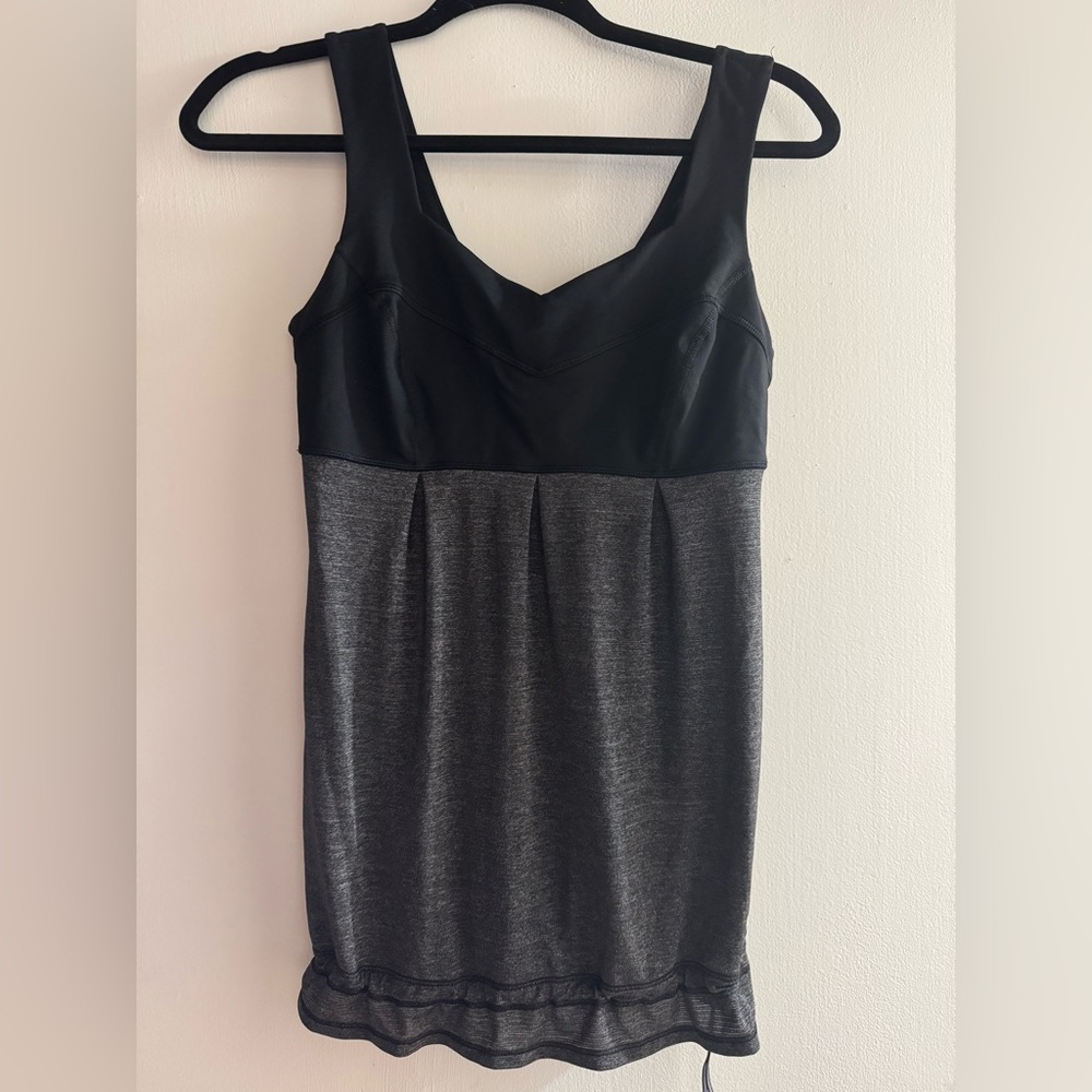 Lululemon Hustle & Bustle Tank Size 6